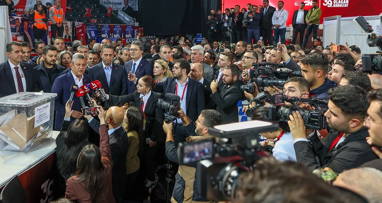 CHP’de Özgür Özel Dönemi: Yeni Yönetim Belirlendi!