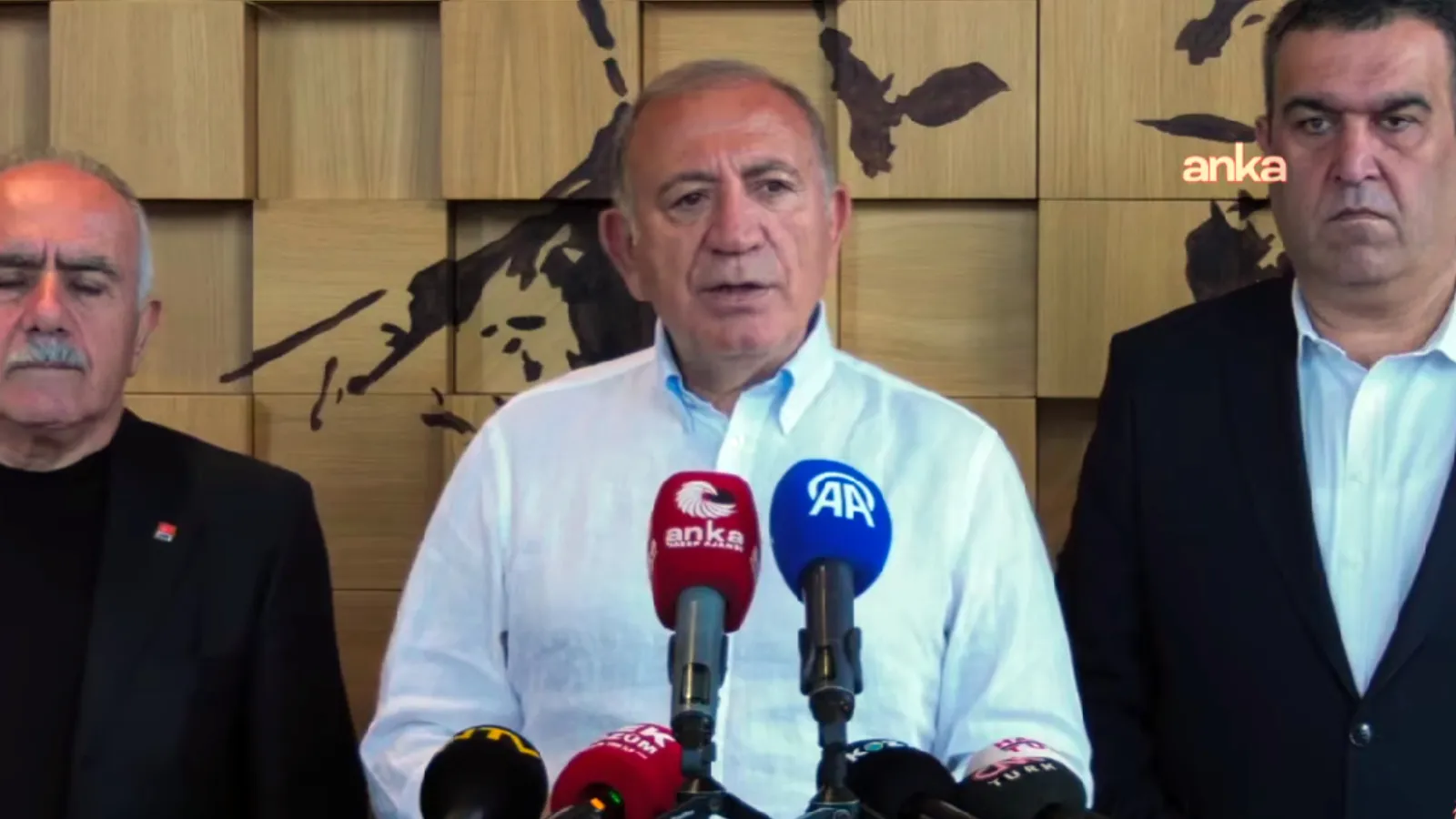 CHP’de Şok Atama: Gürsel Tekin Görevden Alındı!