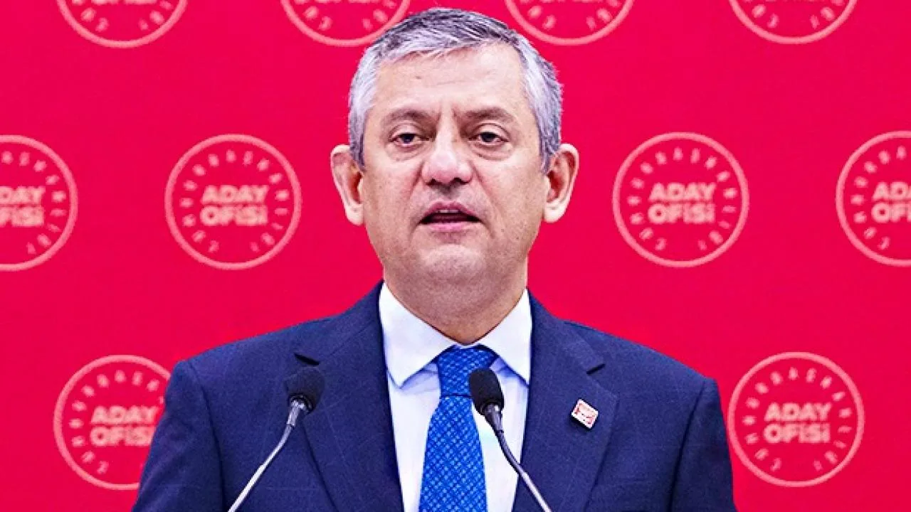 CHP’de Telefon Krizi: Liderlik Tartışmaları Başladı!