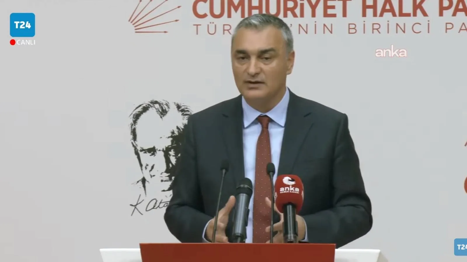 CHP’de Yeni Dönem: Kılıçdaroğlu ve Müslim Sarı