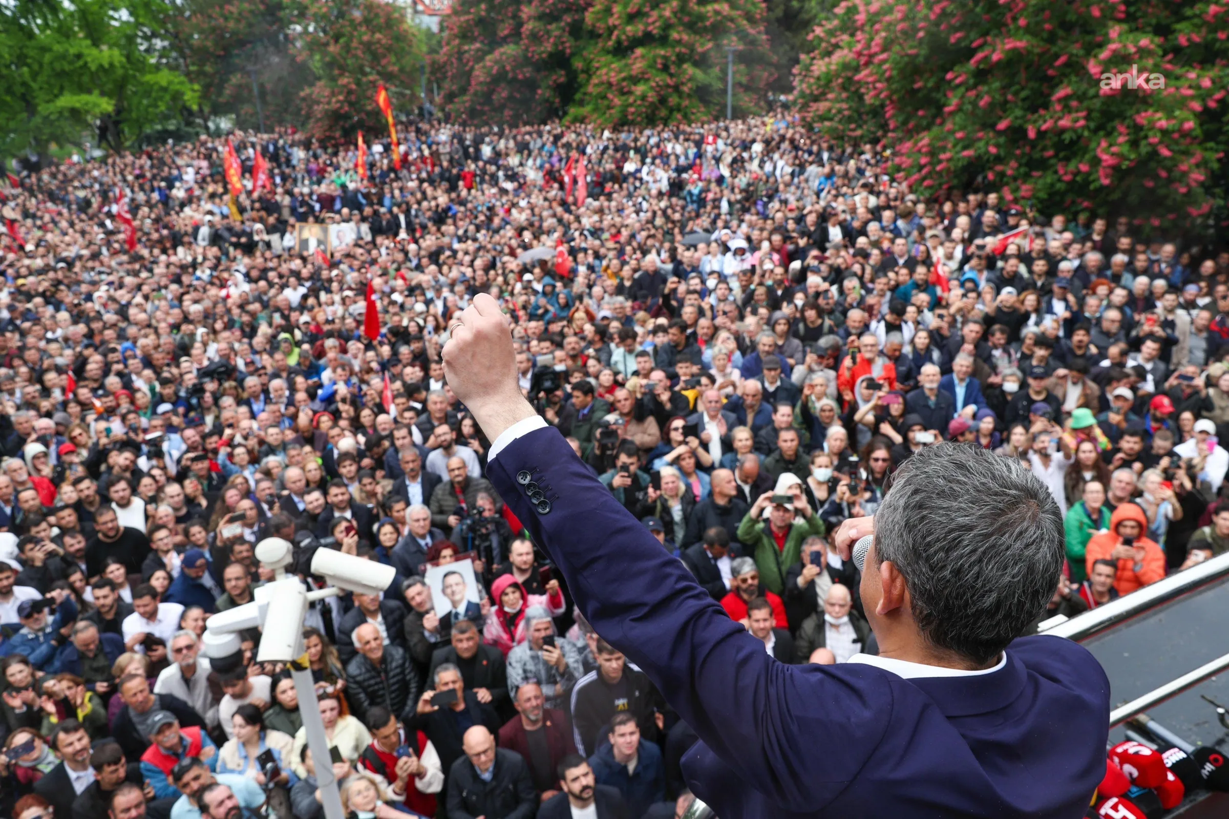 CHP’deki Kriz: Türkiye’de Demokrasi Tehdit Altında