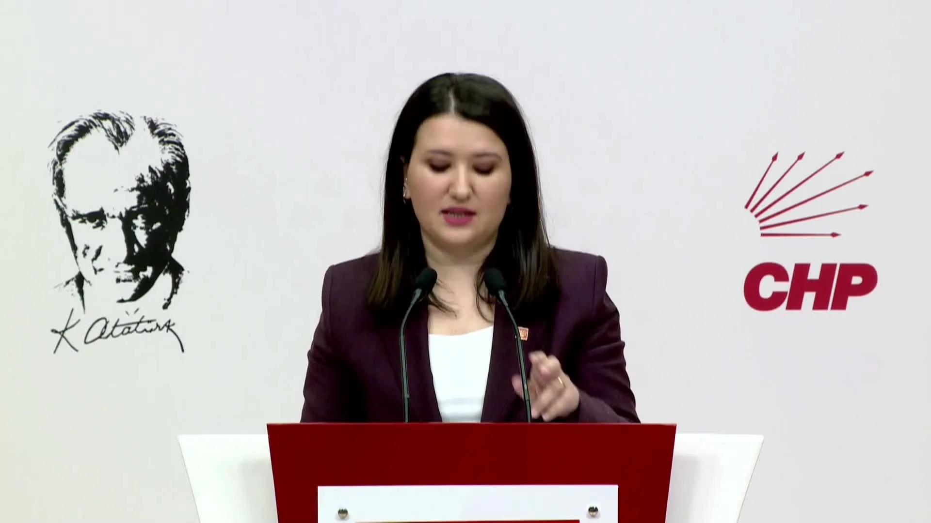 CHP’den İfade Özgürlüğü Raporu: Baskılar Sürüyor!