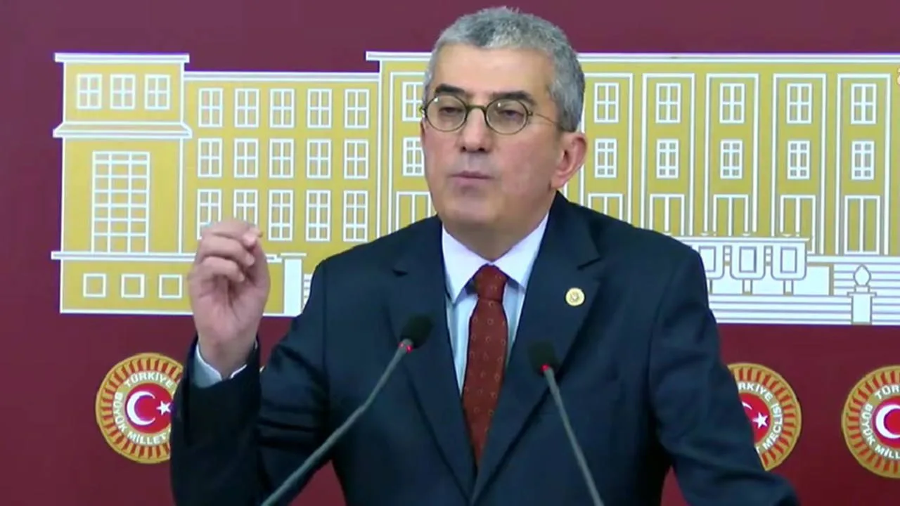 CHP’den Özkan Yalım’a İhraç Kararı!