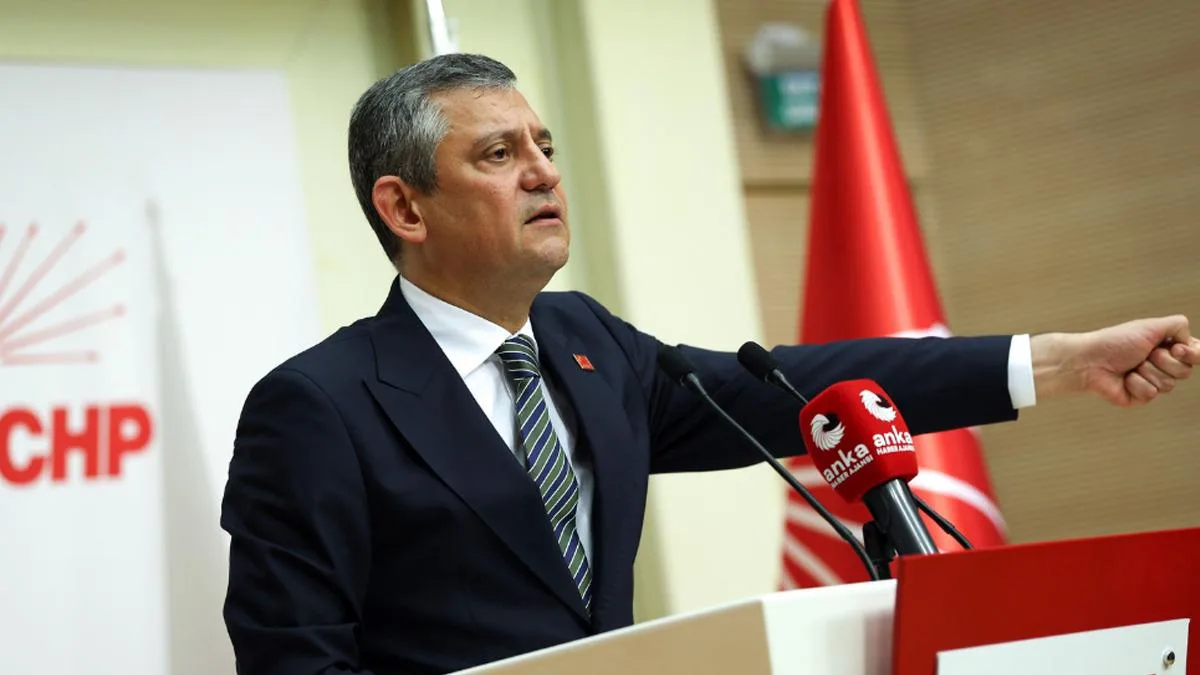 CHP’den Seçim Hamlesi: İstifalarla Baskı Kurulacak