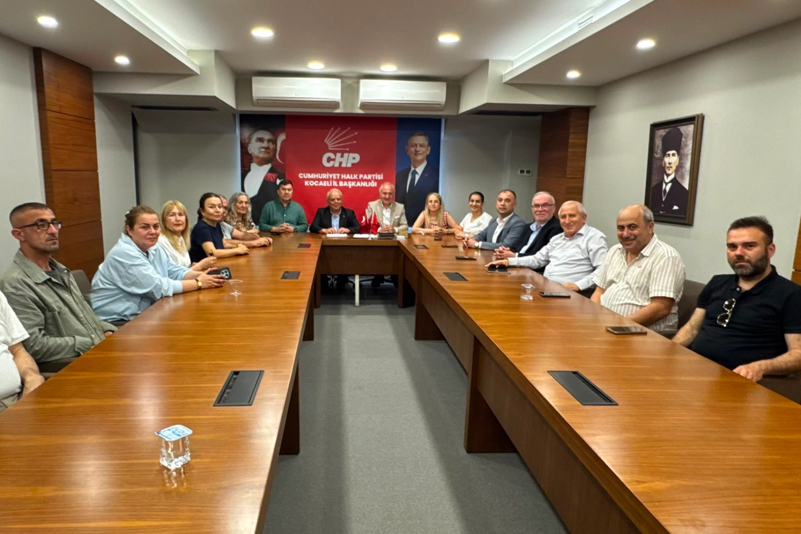 CHP Eğitmenleri: Gelecek Üyelerin İradesiyle Belirlenir