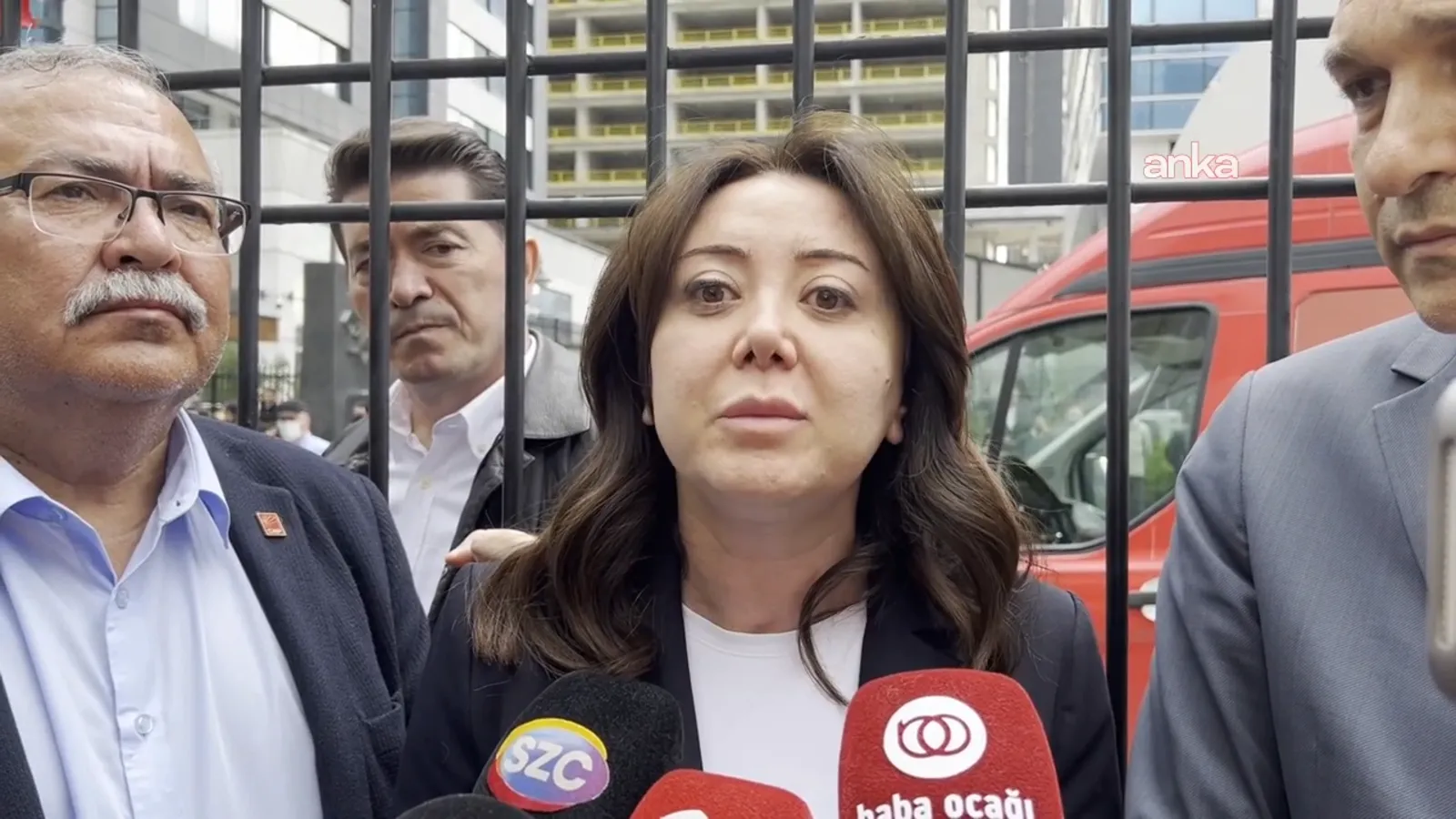 CHP Genel Merkezi’nde Gergin Bekleyiş Sürüyor!