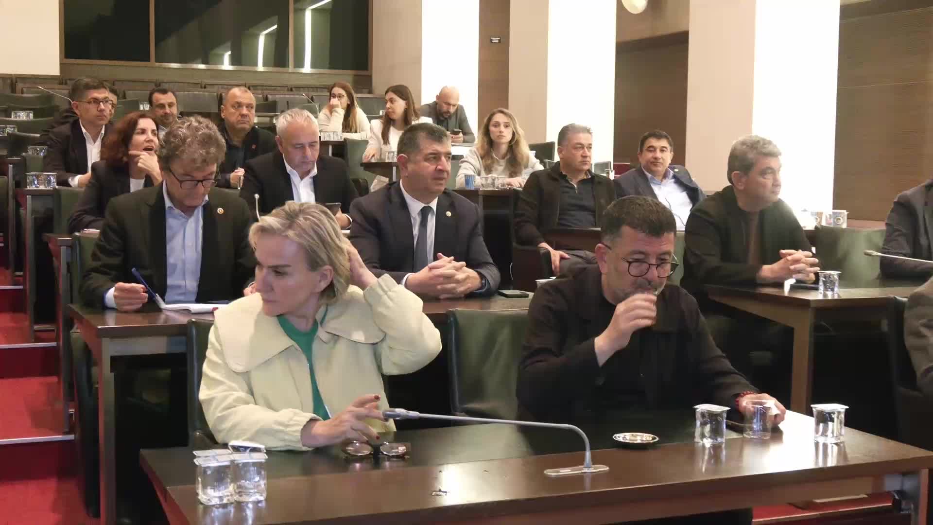 CHP Genel Merkezi’nde Nöbet: Demokrasiye Savunma