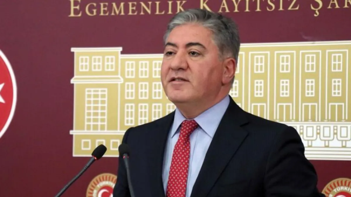 CHP Genel Merkezi Tahliye İçin Gergin Bekleyiş