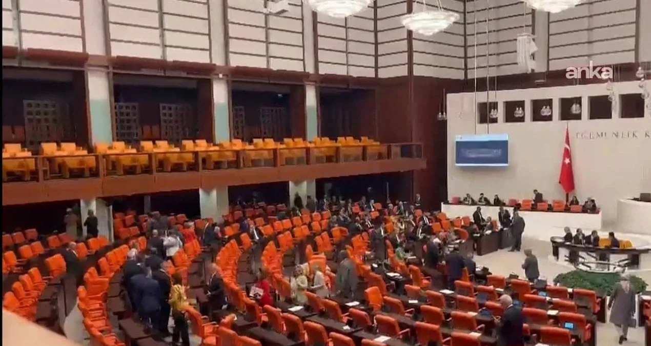 CHP, HSK Seçimindeki Usulsüzlüğe Tepki Gösterdi