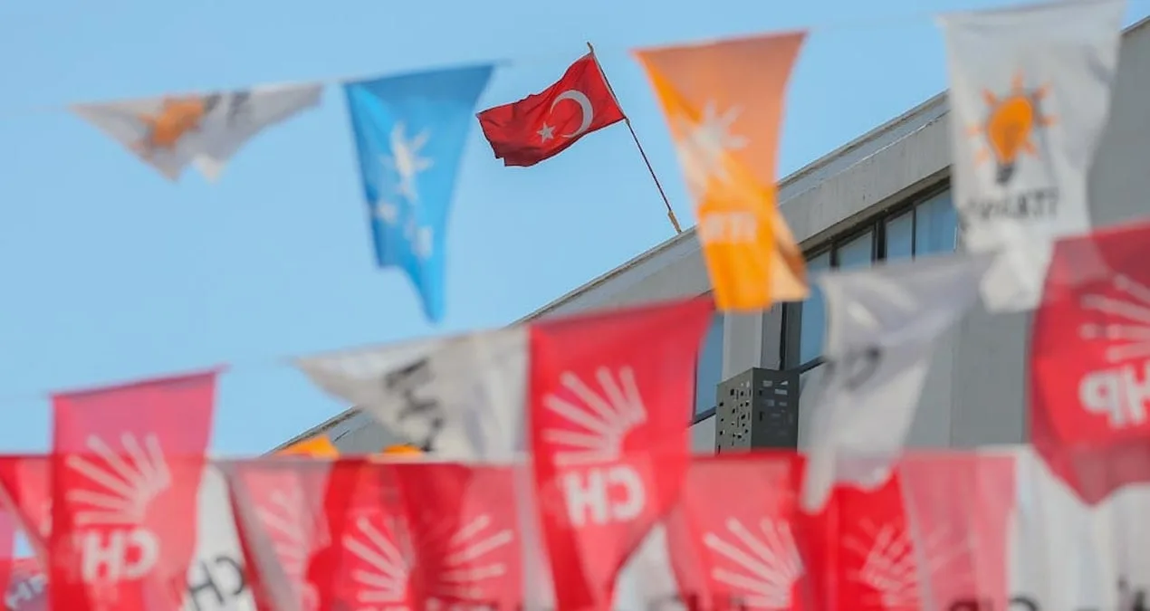 CHP, İmamoğlu için 240 Bin Partiliyle Sahada!
