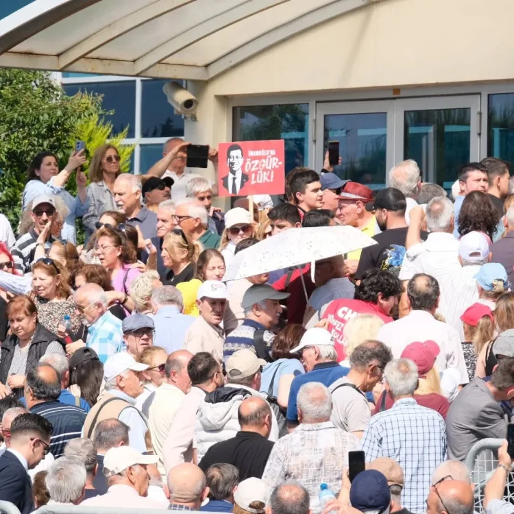 CHP İmamoğlu’na Destek İçin Silivri’de Buluştu