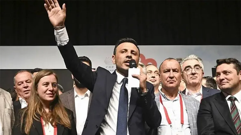CHP İstanbul Kongresi: Özgür Çelik’ten Sert Mesajlar!