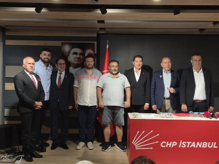 CHP İstanbul, Yeni Üyelerle Gücüne Güç Katıyor!