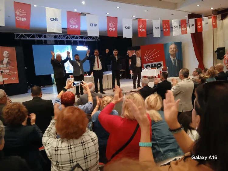 CHP Keşan Kongresi: Anıl Çakır Yeniden Başkan