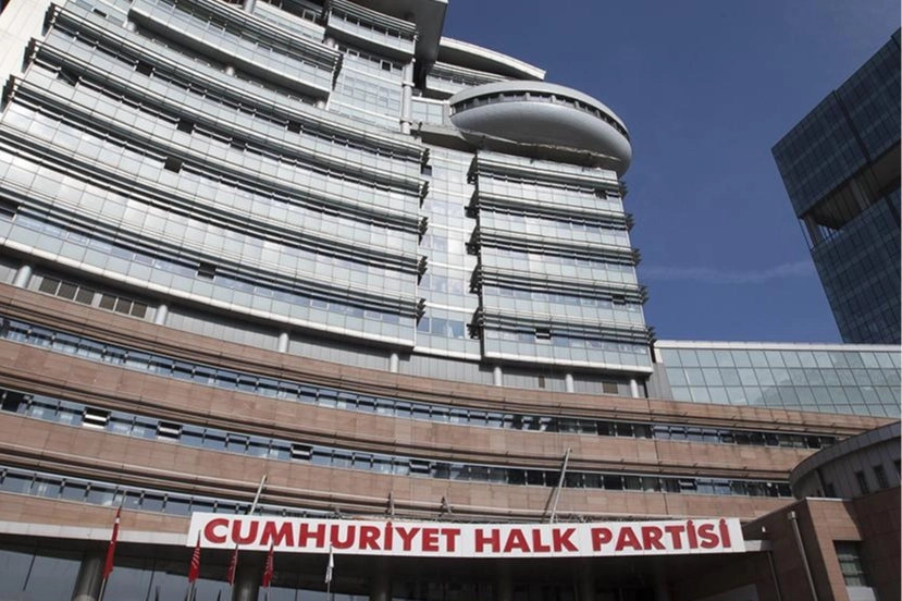 CHP Kurultayı Davasında Erteleme: Yeni Tarih 24 Ekim