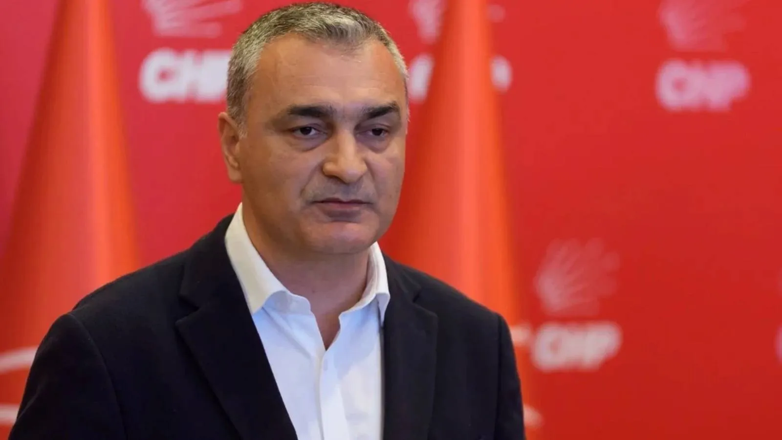 CHP Kurultayı İmkansız, Hukuki Engeller Devam Ediyor