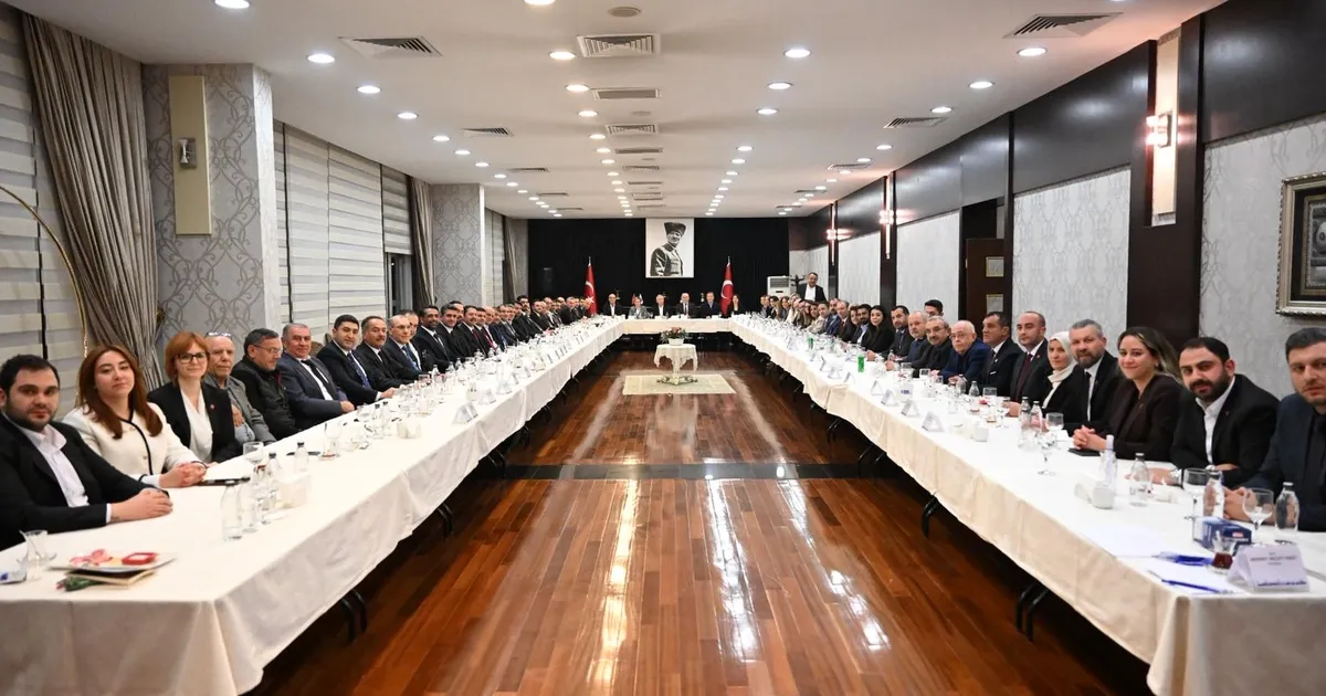 CHP’li Başkanlardan Birlik Mesajı: Sorumluluğumuz Var