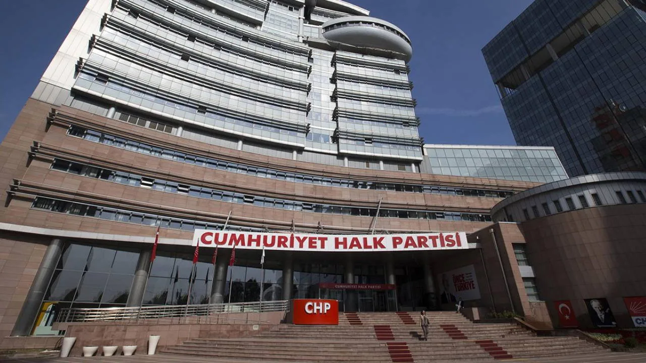 CHP’li Belediye Başkanları Tarihe Karıştı!