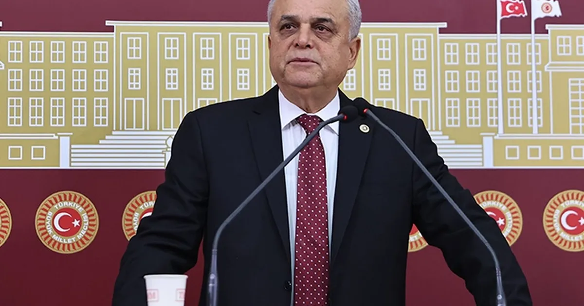 CHP’li Çakır İstifa Etti: ‘Önce Kendileri Aklansın!’