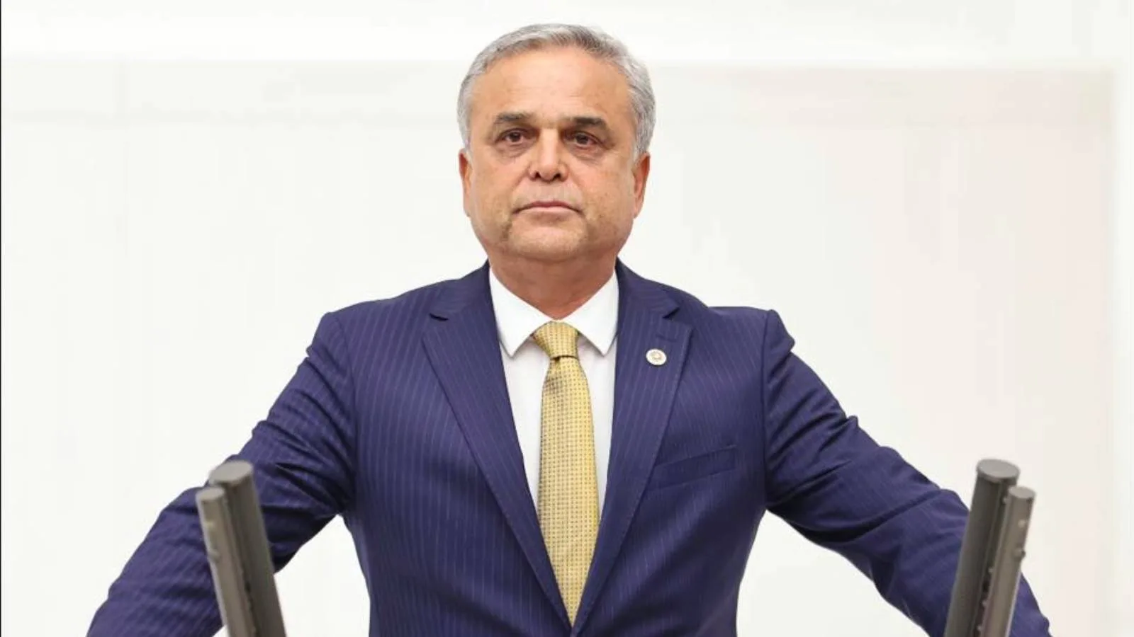 CHP’li Çakır, Kesin İhraç İstemine İstifa ile Yanıt Verdi
