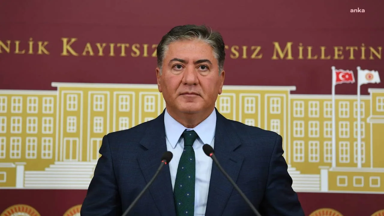 CHP’li Emir: Fezleke Fabrikası Yeniden Çalışıyor!
