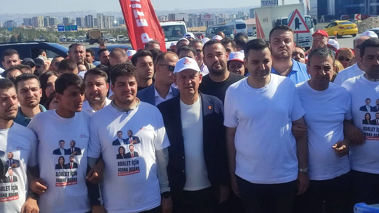 CHP’li Gençler, ‘Özgürlük’ İçin Yürüyüşte!