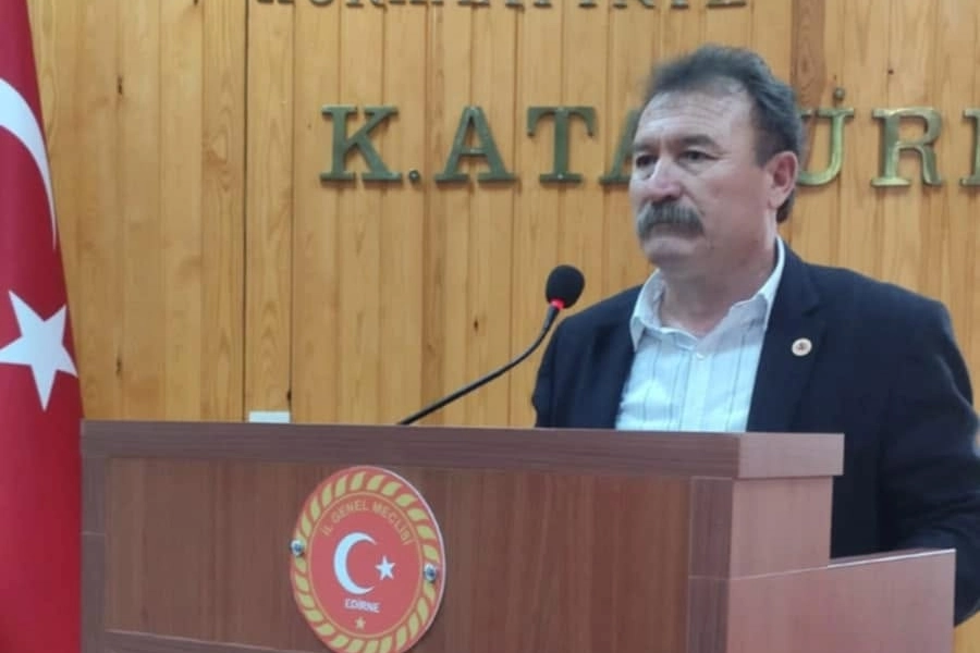 CHP’li Öztürk’ten Görevden Almaya Sert Tepki!