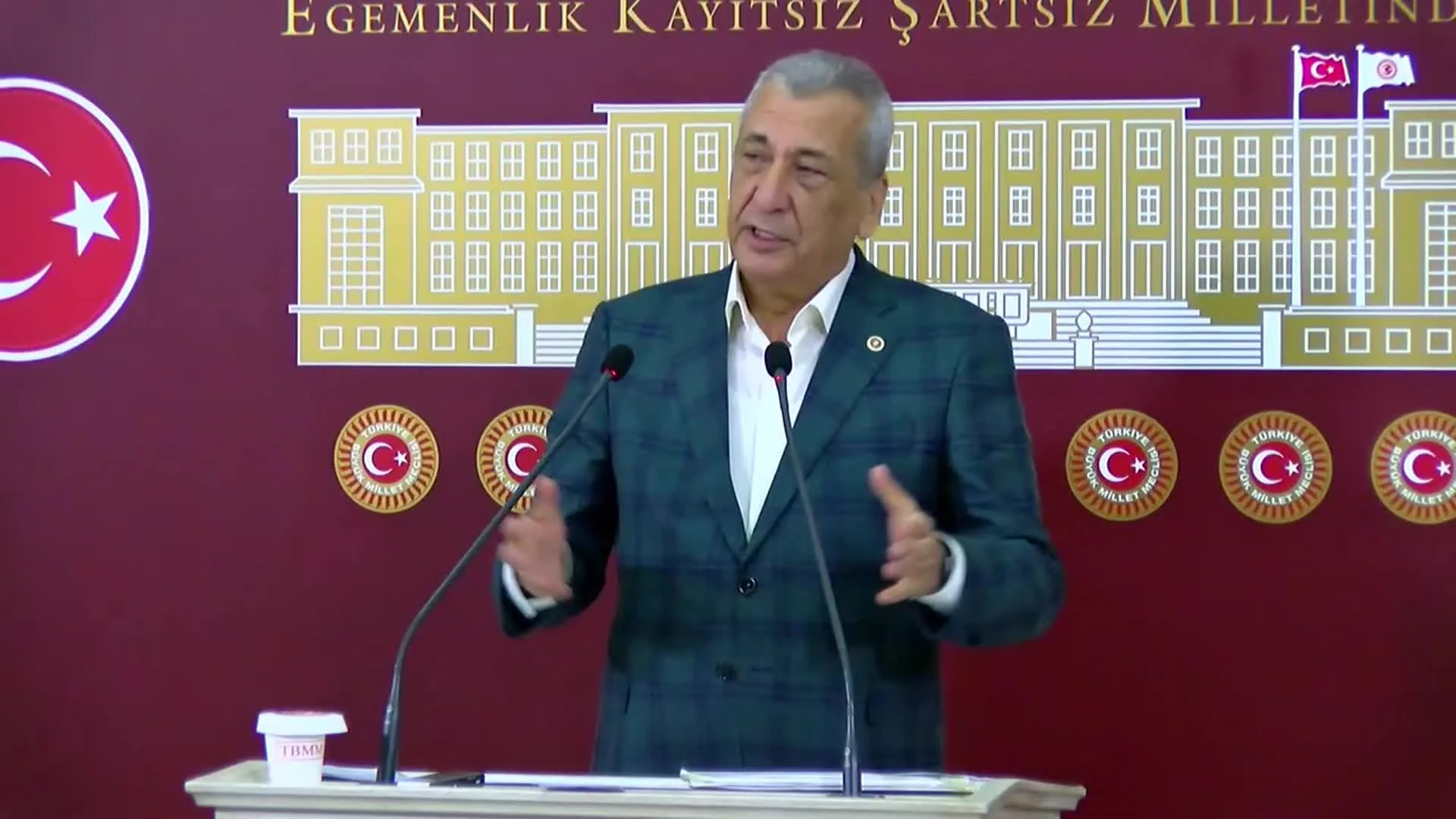 CHP’li Öztürkmen’den Atama Eleştirisi: Liyakat Sorunu