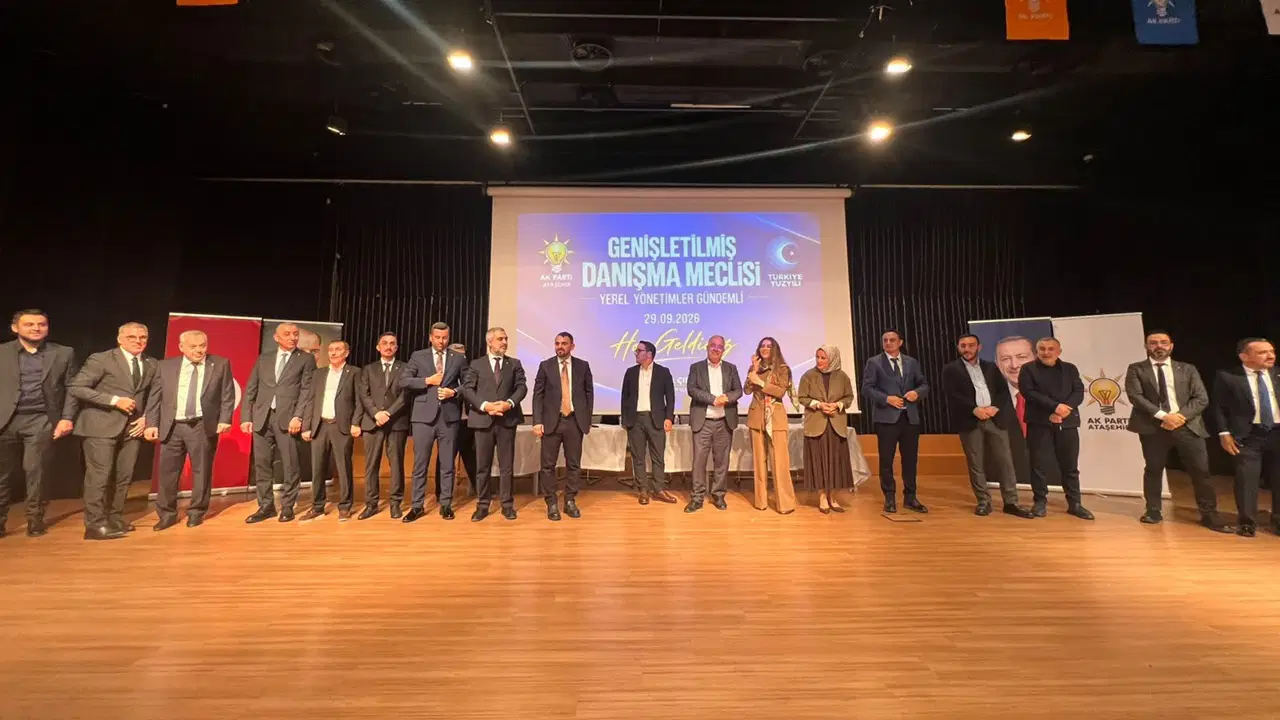 CHP’li Üye AKP’ye Geçti, İBB’de de Görevli!