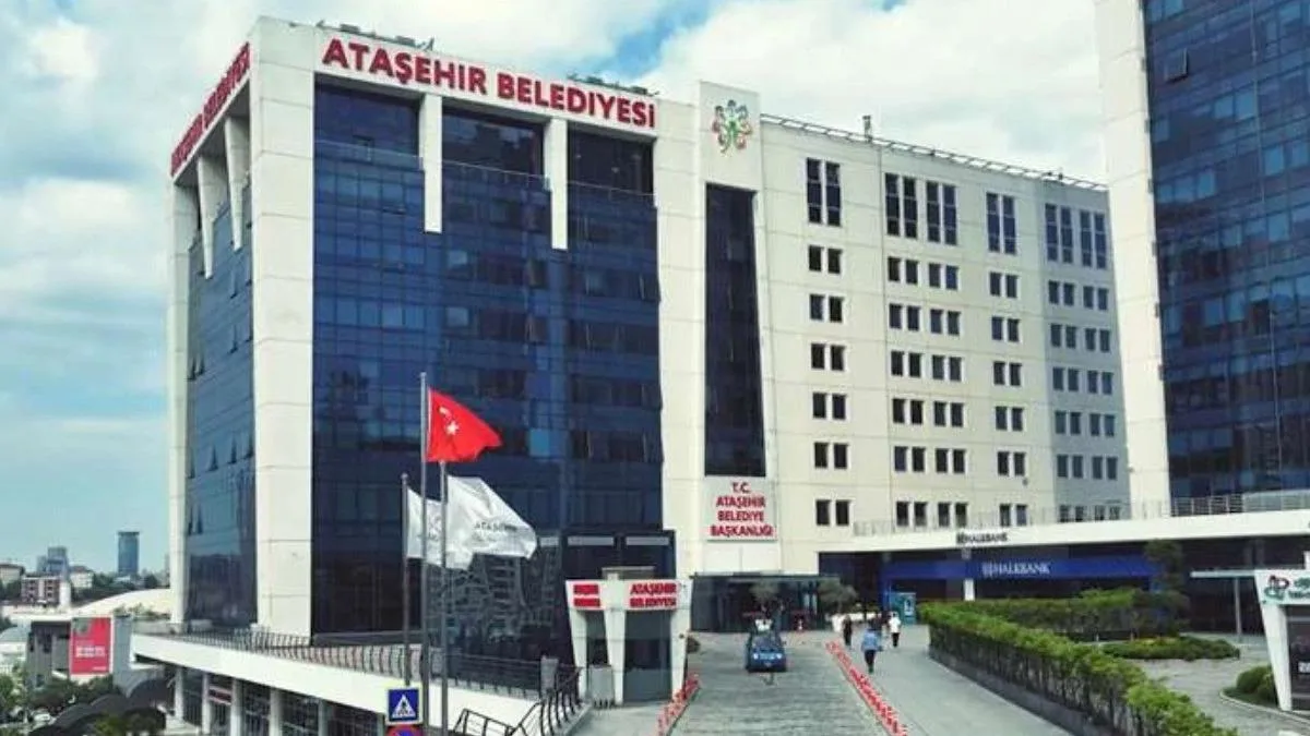 CHP’li Üye İstifa Etti, Ataşehir’de Kriz Başladı!