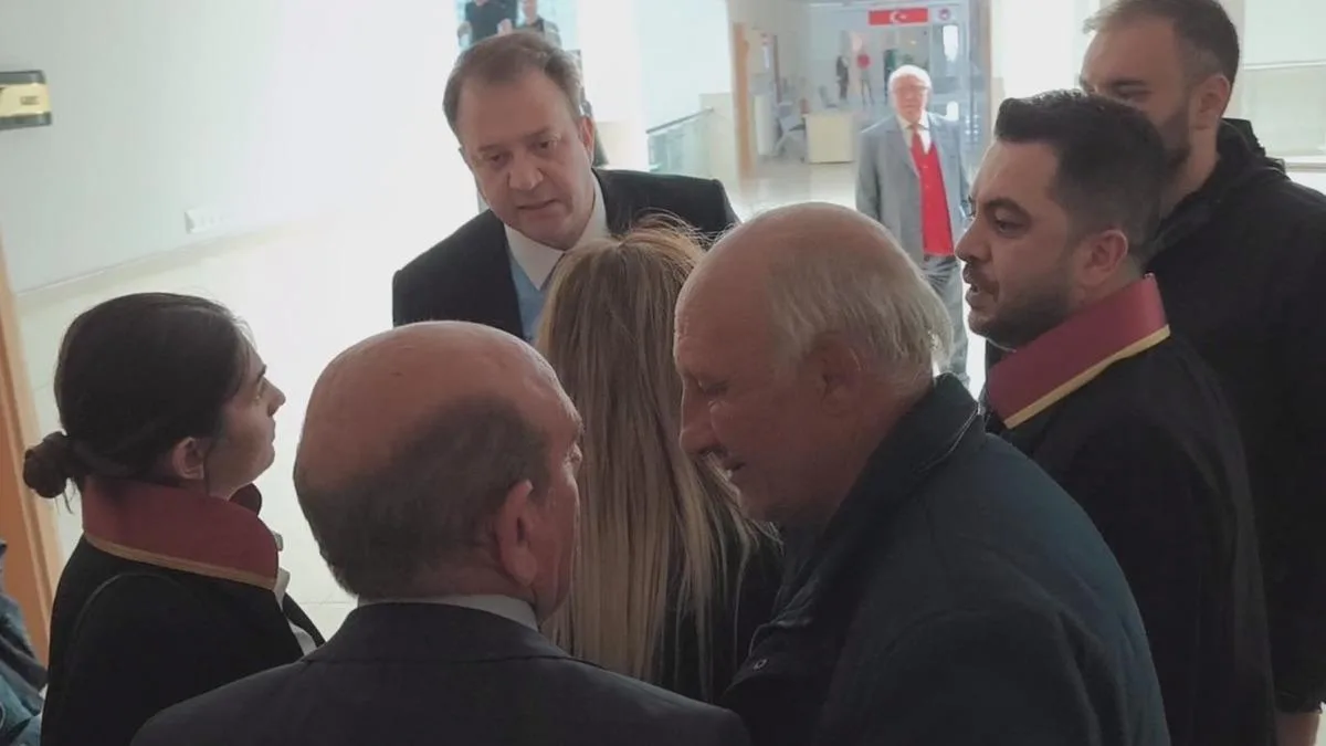 CHP’li Vekil, Kamu Görevlilerine Suç Duyurusunda Bulundu
