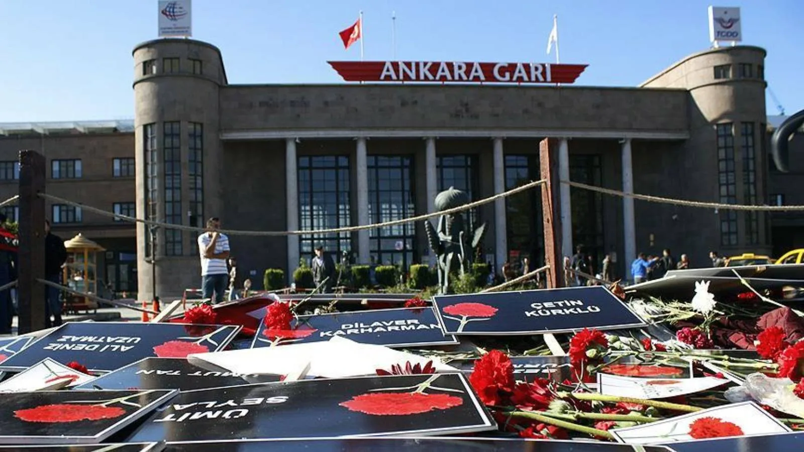 CHP Lideri Özel: Adalet ve Barış Mücadelesi Sürecek