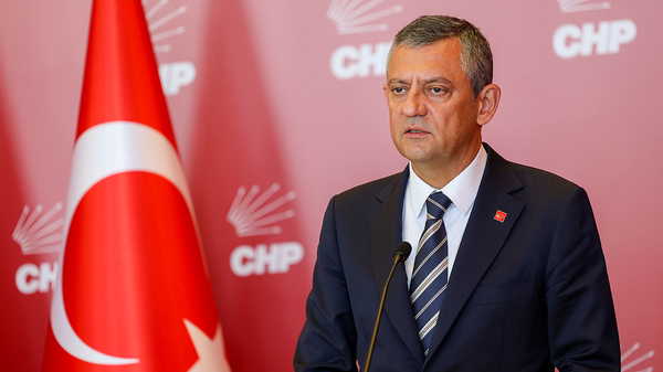 CHP Lideri Özgür Özel’den Şehit Pilota Taziye