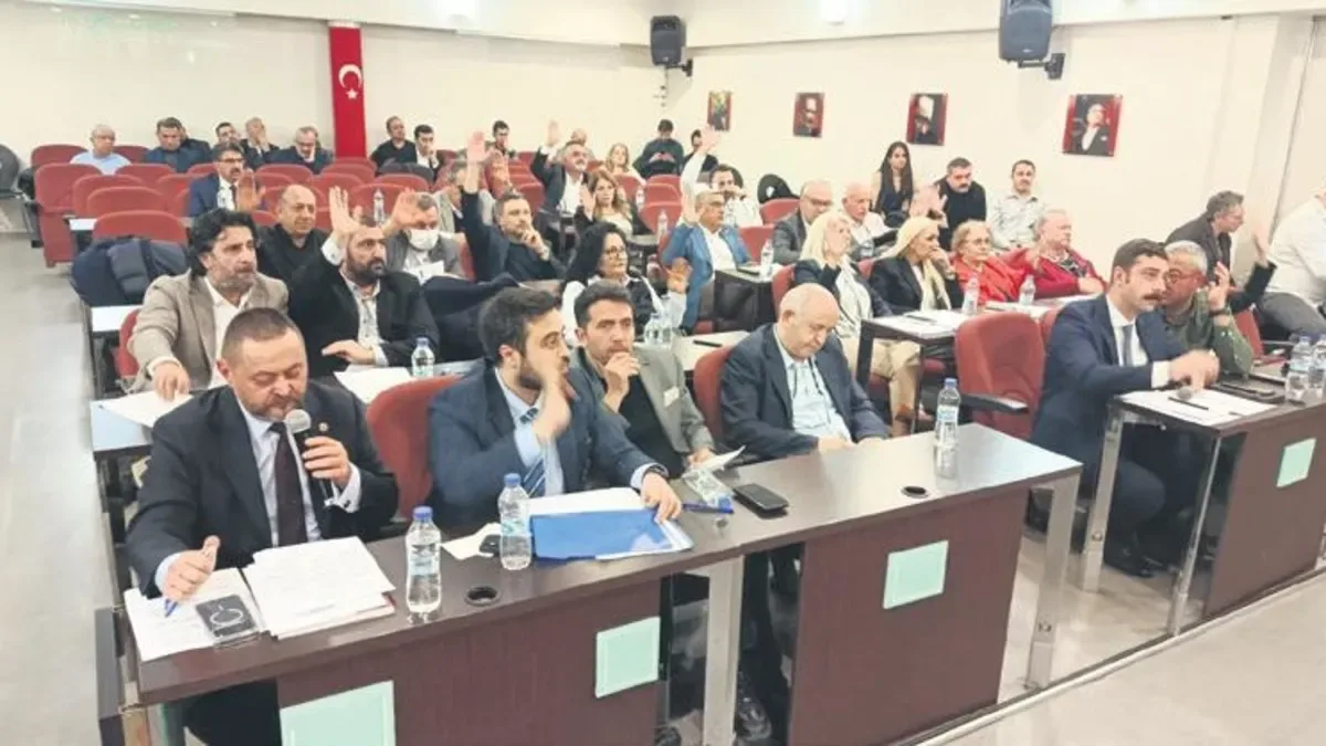 CHP’lilerden Şok: Adaya Oy Vermediler!