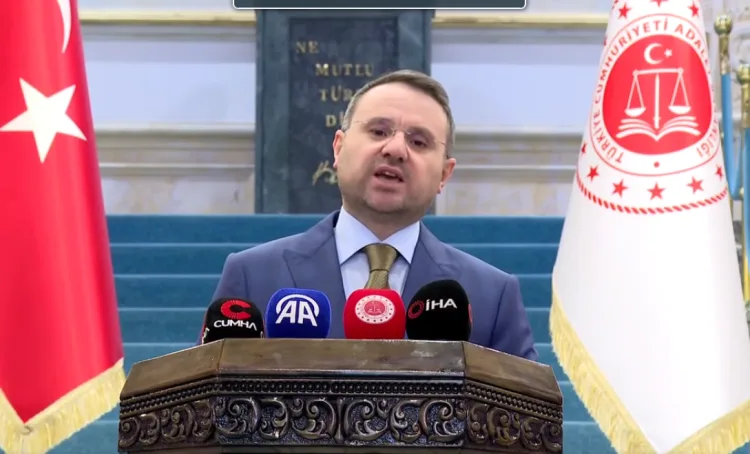 CHP’nin Kurultayı Geçersiz, Eski Yönetim Göreve Döndü!