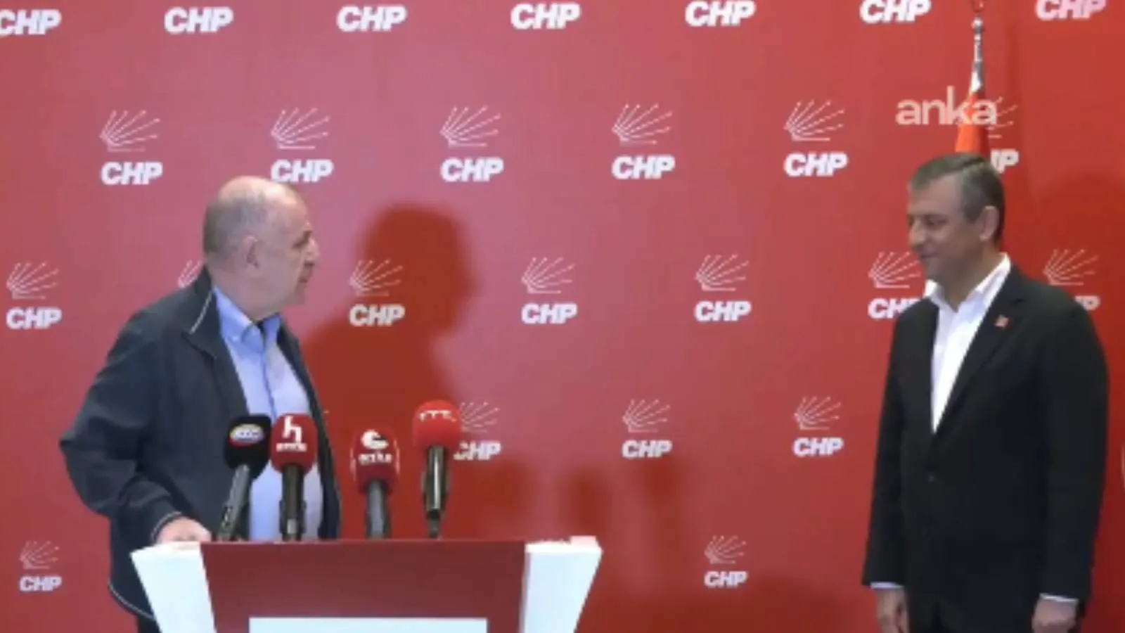 CHP’nin Kurultayı İptal, Özdağ’dan Destek Mesajı