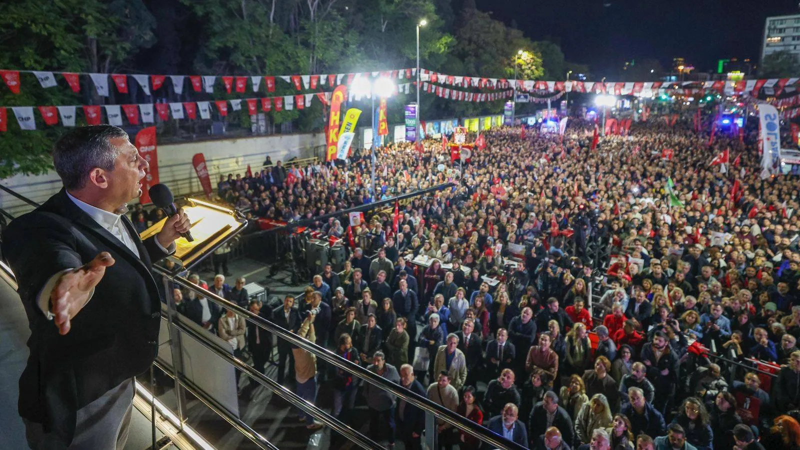 CHP’nin Mitingi: Özgür Özel’den Çarpıcı Açıklamalar