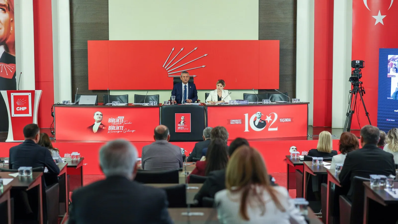 CHP Parti Meclisi’nde Af Talepleri Masada!