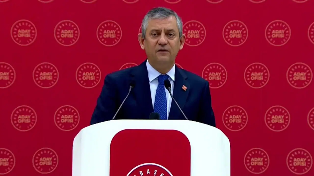 CHP, Seçim İçin Sahaya İniyor: Vites Yükseldi!