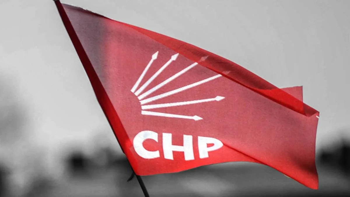 CHP Selendi’de 150 kişilik istifa şoku!