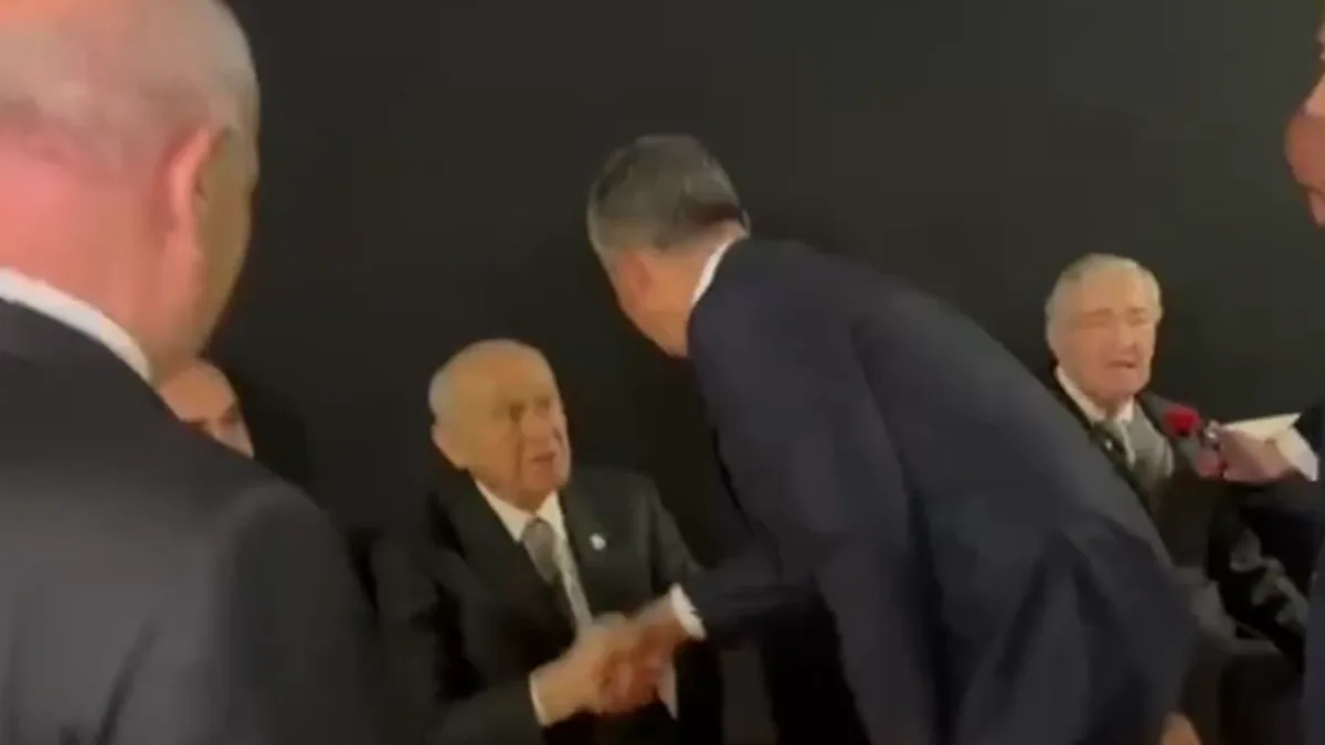 CHP Tartışmaları Arasında Bahçeli-Özel Buluşması