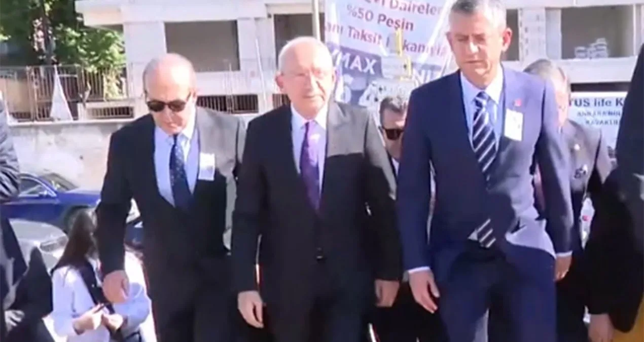 CHP Tunceli’de İki İlçe Örgütünde Değişiklik Yaptı