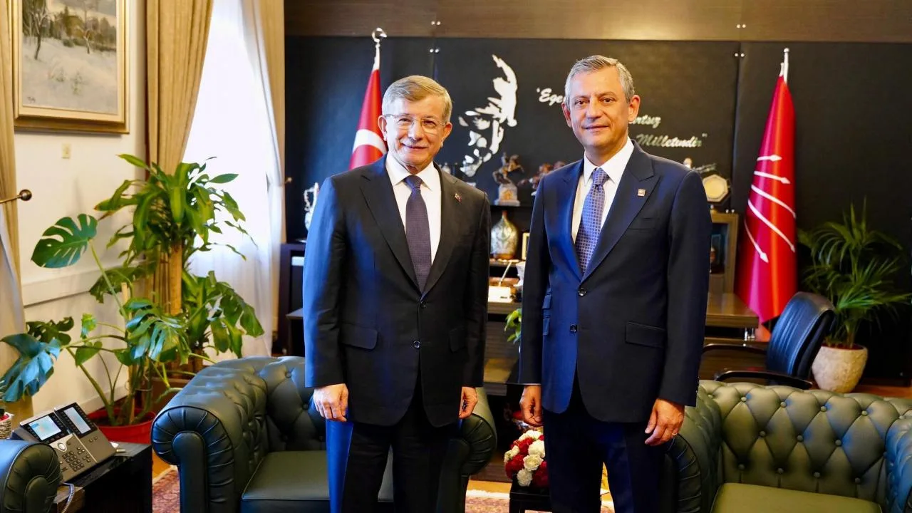 CHP ve Yeni Yol Partisi’nden Davutoğlu ile Görüşme