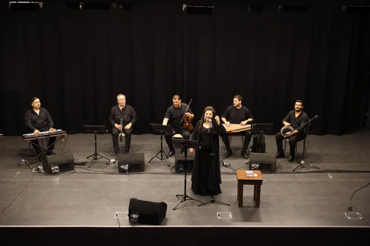 Çiğdem Gürdal’dan Duygu Dolu Türk Müziği Gecesi