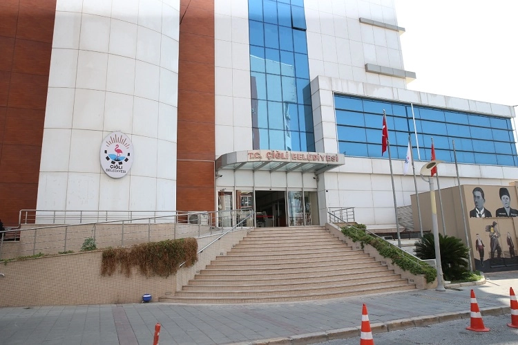Çiğli’de Üniversite Öğrencilerine Burs Başvurusu!