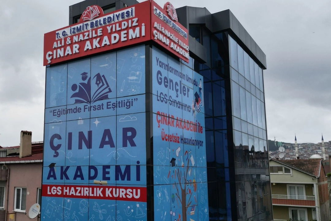Çınar Akademi’den YKS ve LGS’de Gurur Dolu Başarı!
