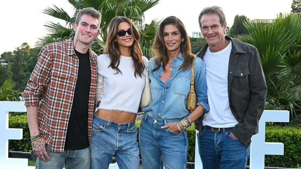 Cindy Crawford, Oğlu Presley’nin Vefatının Ardından Hissettiği Acıyı Paylaştı