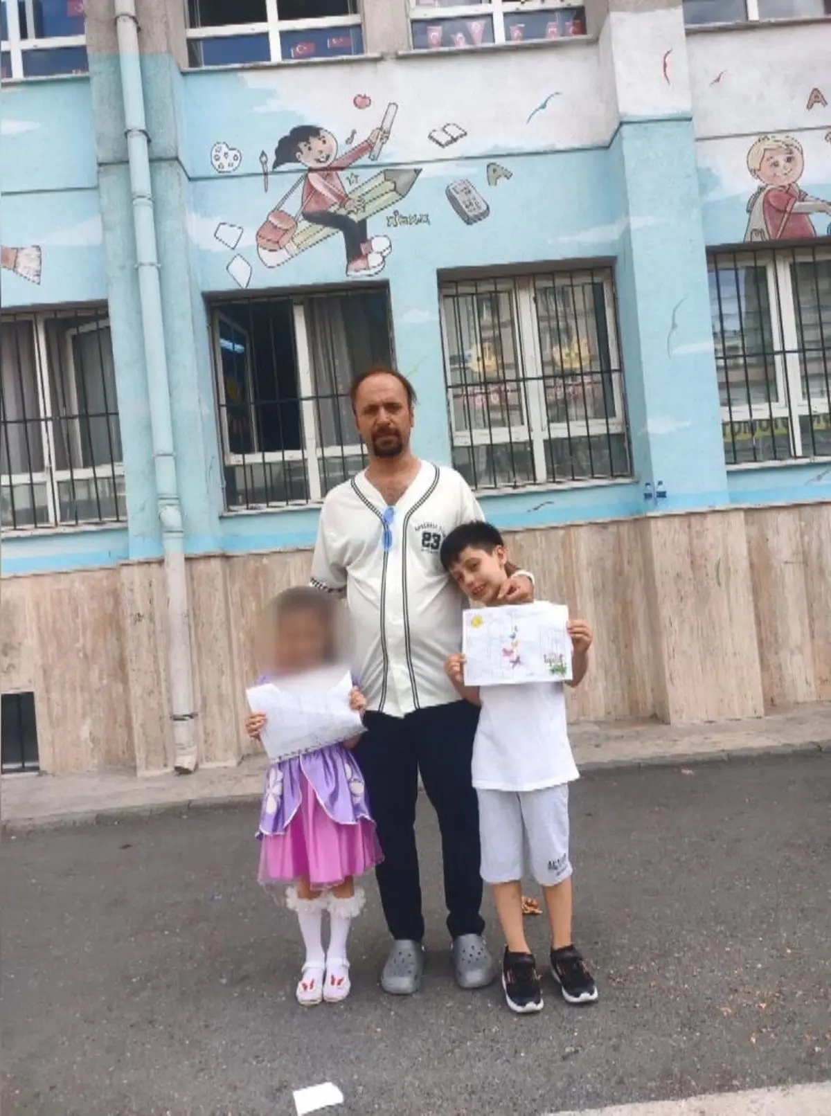 Kardeşinin ifadesi gerçeği ortaya çıkardı: Cips istedi diye 8 yaşındaki yeğenini camdan atmış!