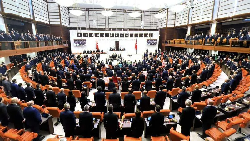 Çocuk İnterneti ve Yoksulluk: Meclis’te Tartışmalar