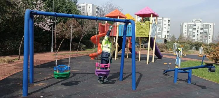 Çocuk Oyun Alanları Güvenli Hale Getiriliyor
